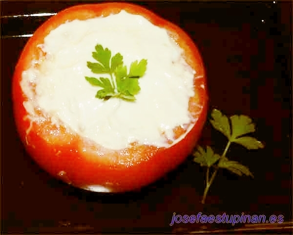 tomate_Atun_00 Las Otras Recetas - Tomate relleno de at&uacute;n